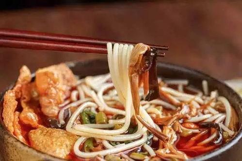 长沙螺蛳粉爆料视频,网红美食背后的故事与制作工艺